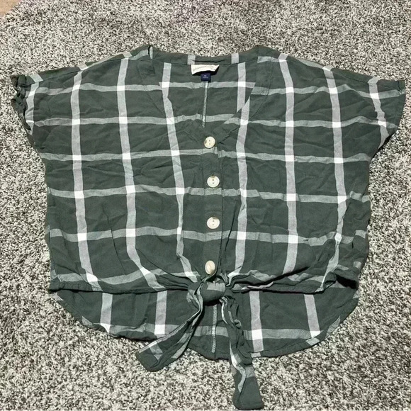 Universal Thread Women's Green White Plaid W/ Bow Accent Crop Button Up Top, XS - Picture 1 of 6